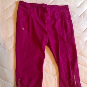 Bright pink Athleta dobby run knickers, size M